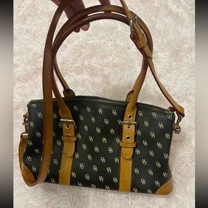 used rare dooney and bourke purse